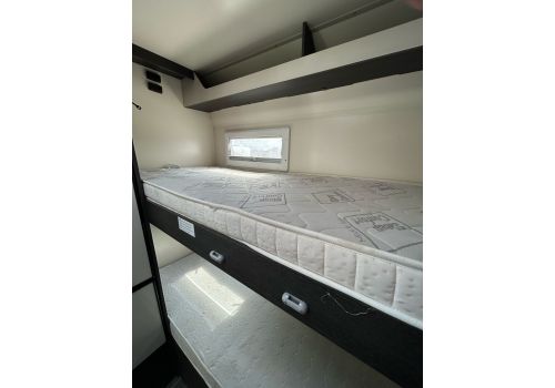 Autocaravana Capuchina ROLLER TEAM Kronos 277 M de Ocasión