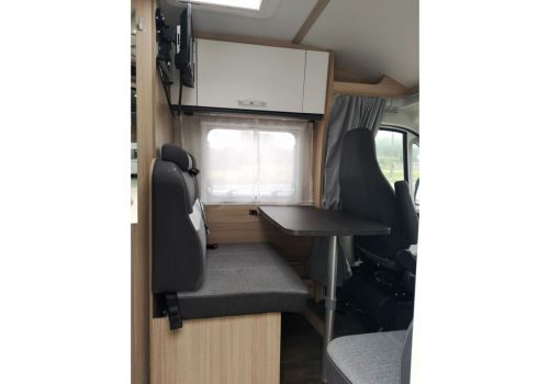 Autocaravana Perfilada SUNLIGHT V 60 de Ocasión