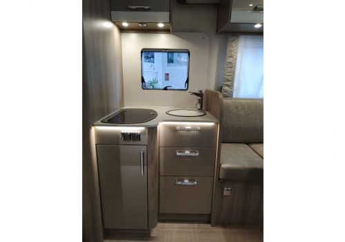 Autocaravana Perfilada LMC Element T 758 G de Ocasión