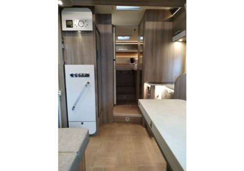 Autocaravana Perfilada LMC Element T 758 G de Ocasión