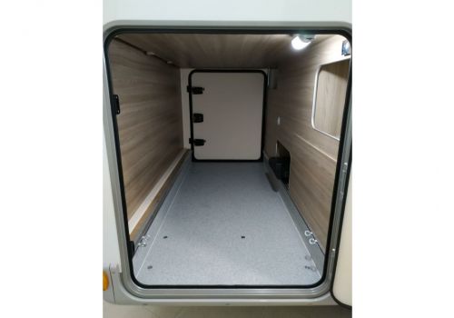 Autocaravana Perfilada LMC Element T 758 G de Ocasión