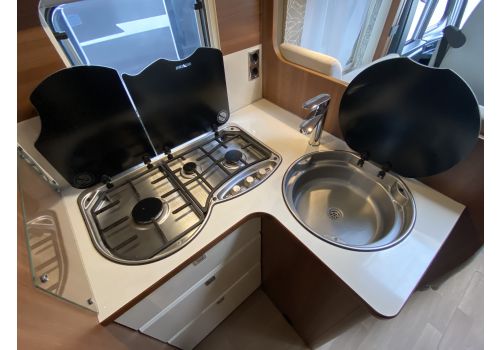 Autocaravana Integral LMC Explorer Comfort I 735 G de Ocasión