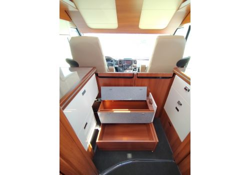 Autocaravana Integral CARTHAGO Liner For Two 53 L Nueva en Venta