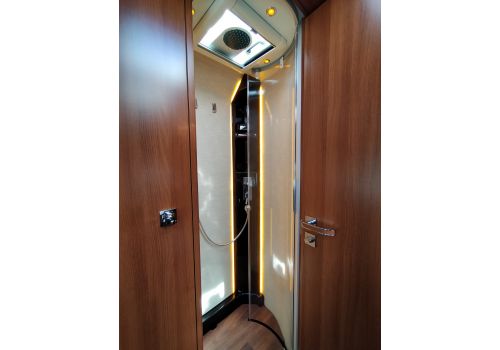 Autocaravana Integral CARTHAGO Liner For Two 53 L Nueva en Venta