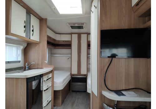 Caravana HOBBY 460 DL LUXE de Ocasión