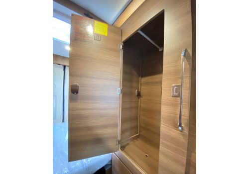 Furgoneta Cámper RAPIDO V65 XL Modelo 2022 de Ocasión