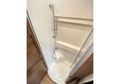 Furgoneta Cámper RAPIDO V65 XL Modelo 2022 de Ocasión