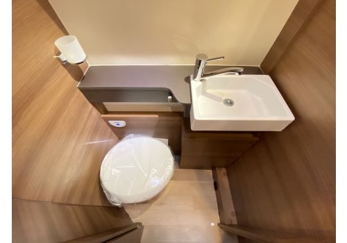 Furgoneta Cámper RAPIDO V65 XL Modelo 2022 de Ocasión