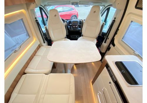 Furgoneta Cámper RAPIDO V65 XL Modelo 2022 de Ocasión