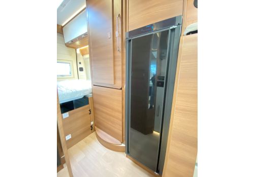 Furgoneta Cámper RAPIDO V65 XL Modelo 2022 de Ocasión