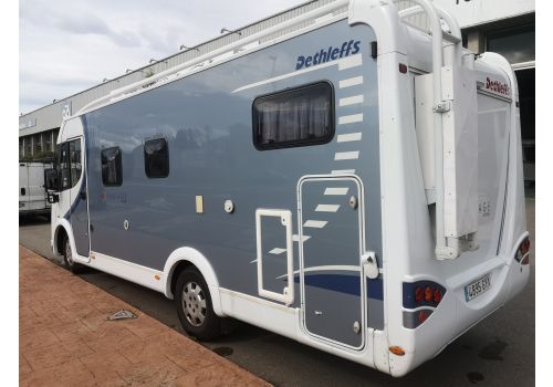 Autocaravana Integral DETHLEFFS Advantage I 6571 de Ocasión