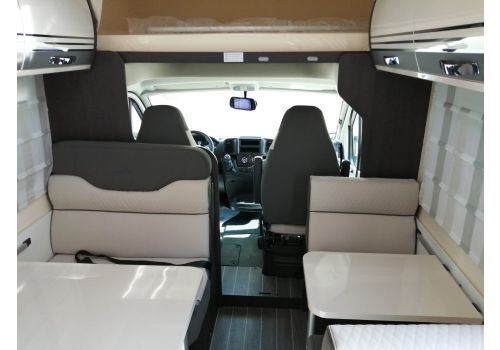 Autocaravana Capuchina ROLLER TEAM Kronos 277 M de Ocasión