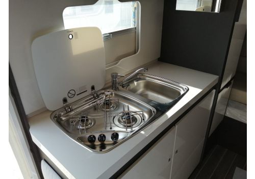 Autocaravana Capuchina ROLLER TEAM Kronos 277 M de Ocasión