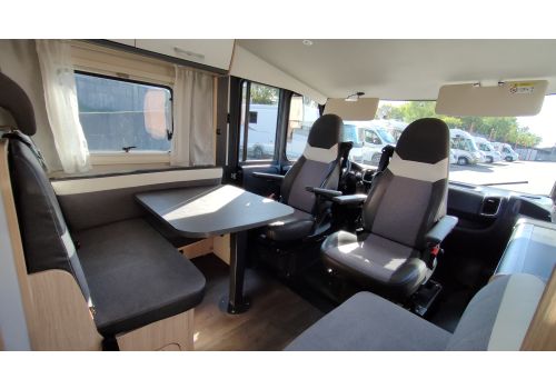 Autocaravana Integral SUNLIGHT I 69 L de Ocasión
