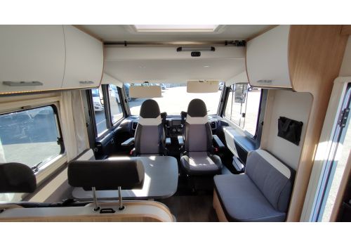 Autocaravana Integral SUNLIGHT I 69 L de Ocasión