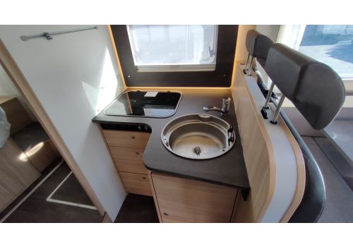 Autocaravana Integral SUNLIGHT I 69 L de Ocasión