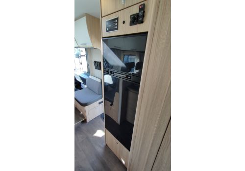 Autocaravana Integral SUNLIGHT I 69 L de Ocasión