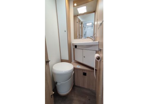 Autocaravana Integral SUNLIGHT I 69 L de Ocasión