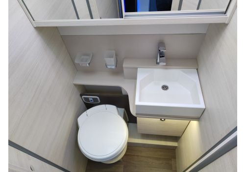 Autocaravana Perfilada CHALLENGER Mageo Premium 348 de Ocasión