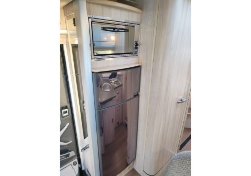 Autocaravana Perfilada LAIKA Ecovip 390 de Ocasión