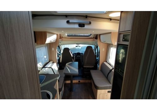 Autocaravana Perfilada SUNLIGHT T 69 LC Modelo 2022 de Ocasión