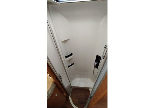 Autocaravana Integral CARTHAGO Chic C-Line I 4.9 LE Modelo 2022 de Ocasión