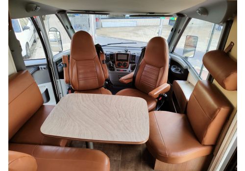 Autocaravana Integral BURSTNER AVIANO I 727 de Ocasión