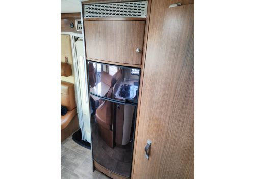Autocaravana Integral BURSTNER AVIANO I 727 de Ocasión