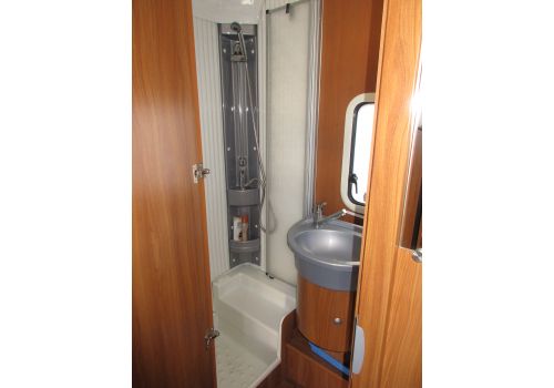Autocaravana Perfilada DETHLEFFS Globe 4 de Ocasión