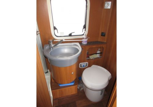 Autocaravana Perfilada DETHLEFFS Globe 4 de Ocasión