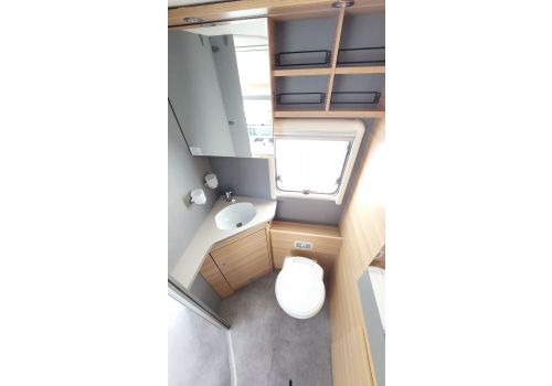 Autocaravana Perfilada DETHLEFFS Just T 6762 Modelo 2022 de Ocasión
