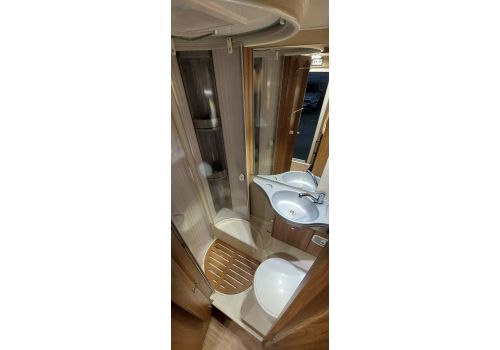 Autocaravana Capuchina CARADO A461 de Ocasión