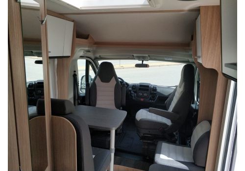 Autocaravana Perfilada SUNLIGHT V60 de Ocasión