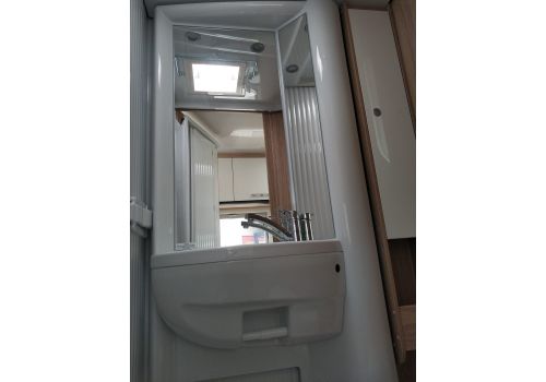 Autocaravana Perfilada SUNLIGHT V60 de Ocasión
