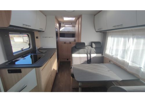 Autocaravana Capuchina SUNLIGHT A70 de Ocasión