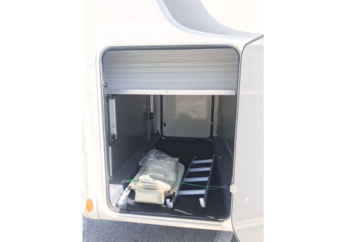 Autocaravana Integral RAPIDO 8096 DF de Ocasión
