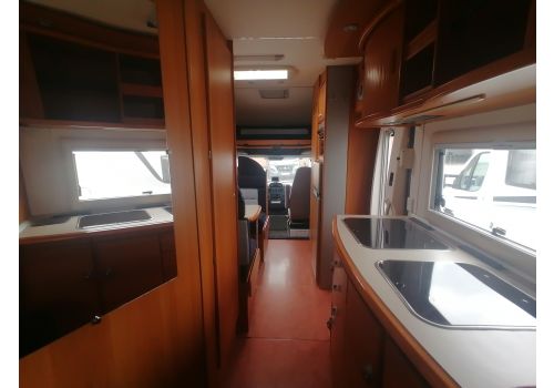 Autocaravana Capuchina BENIMAR Top 7000 ST de Ocasión