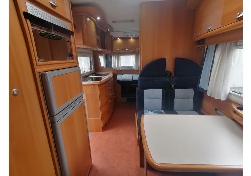 Autocaravana Capuchina BENIMAR Top 7000 ST de Ocasión
