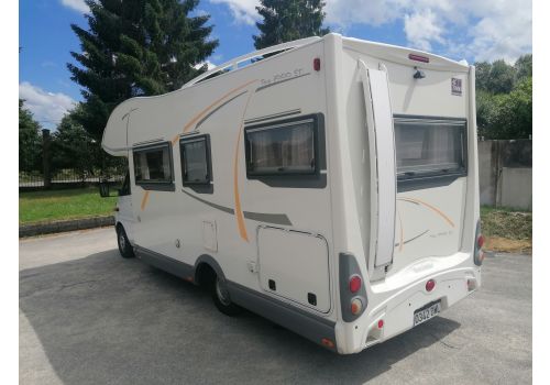 Autocaravana Capuchina BENIMAR Top 7000 ST de Ocasión