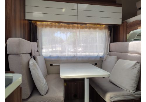 Autocaravana Capuchina ROLLER TEAM Zefiro 275 de Ocasión