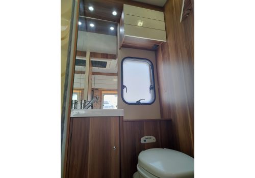 Autocaravana Capuchina ROLLER TEAM Zefiro 275 de Ocasión