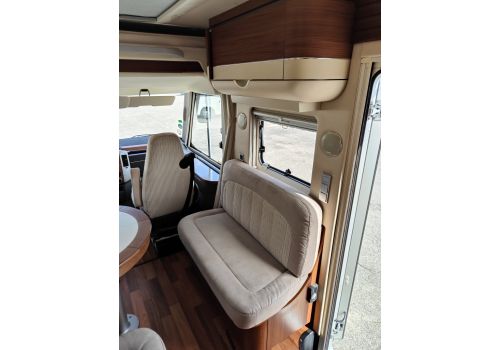 Autocaravana Integral HYMER S840 de Ocasión