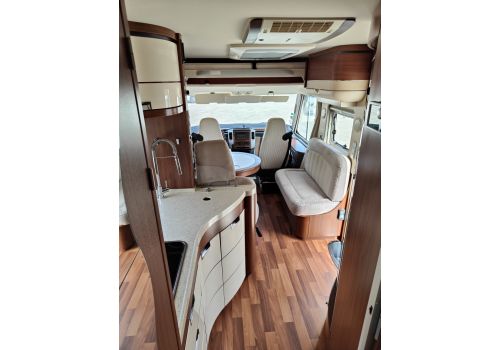 Autocaravana Integral HYMER S840 de Ocasión
