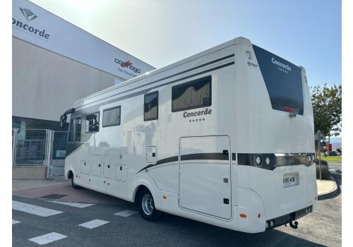 Autocaravana Integral CONCORDE Charisma 850 L de Ocasión