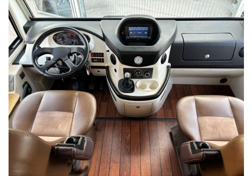 Autocaravana Integral CONCORDE Charisma 850 L de Ocasión