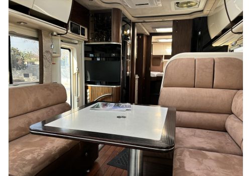 Autocaravana Integral CONCORDE Charisma 850 L de Ocasión