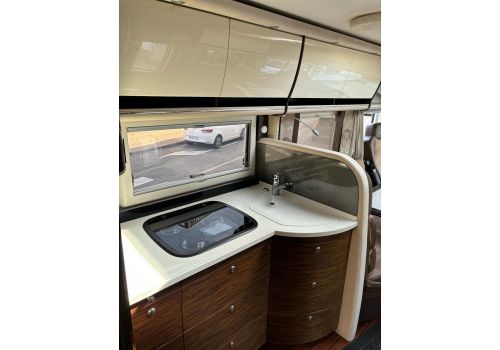 Autocaravana Integral CONCORDE Charisma 850 L de Ocasión