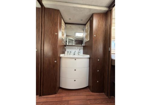 Autocaravana Integral CONCORDE Charisma 850 L de Ocasión