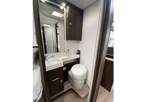 Autocaravana Perfilada BENIMAR Tessoro 463UP de Ocasión