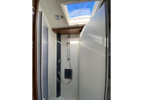 Autocaravana Integral RAPIDO 854F Modelo 2023 de Ocasión